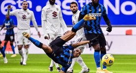 周日020 意甲强弱对决：萨索洛主场残阵保平VS国际米兰客场稳胜，争冠与守势博弈